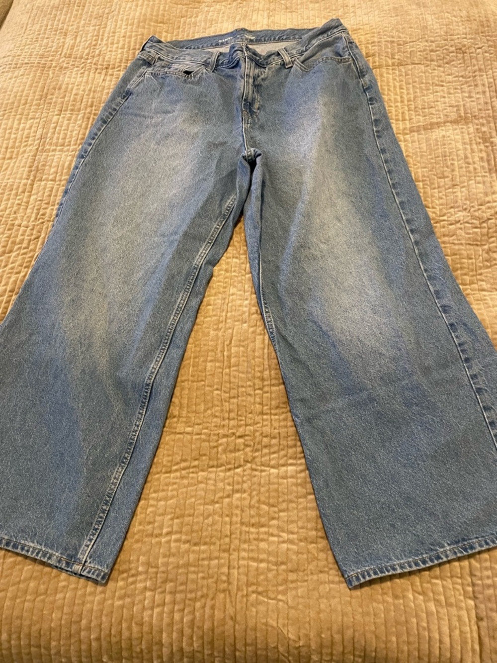 Old Navy Wide-Leg Jeans in Light Blue Denim